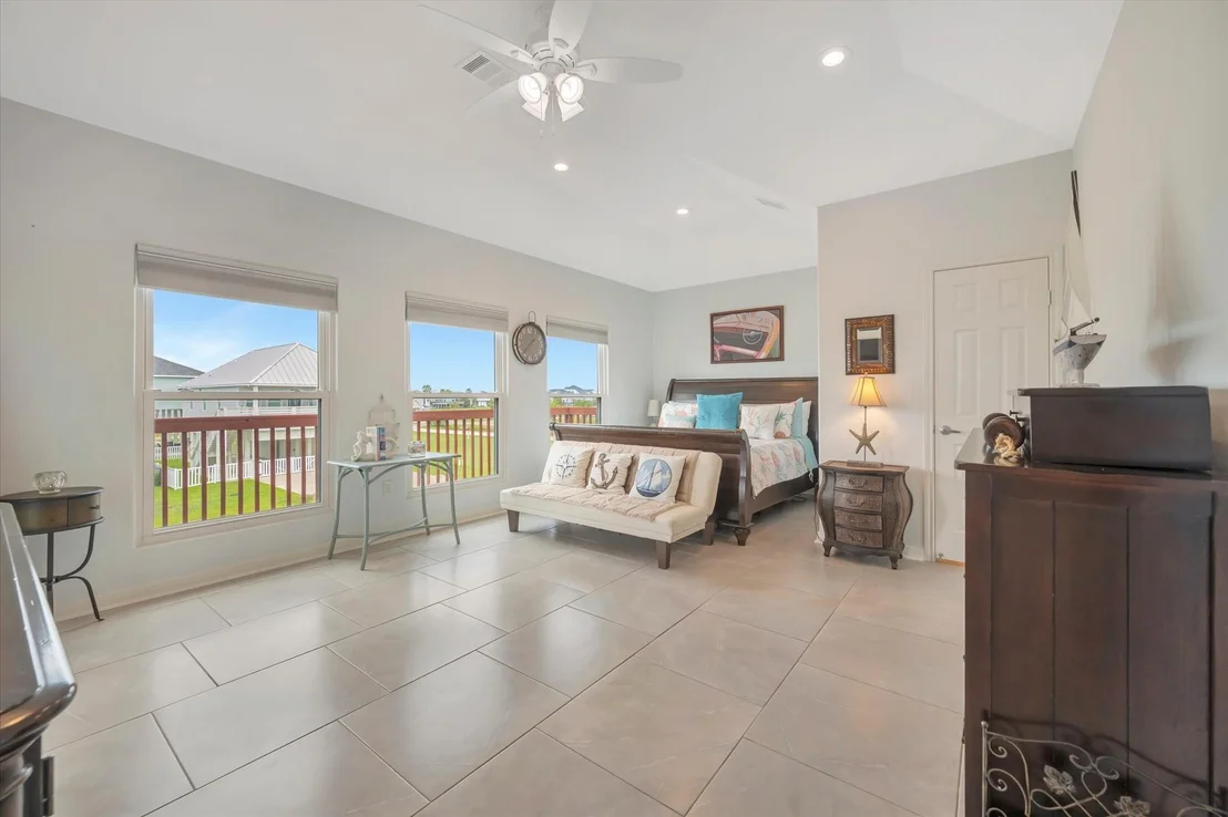Photo of 23111 Miramar Circle