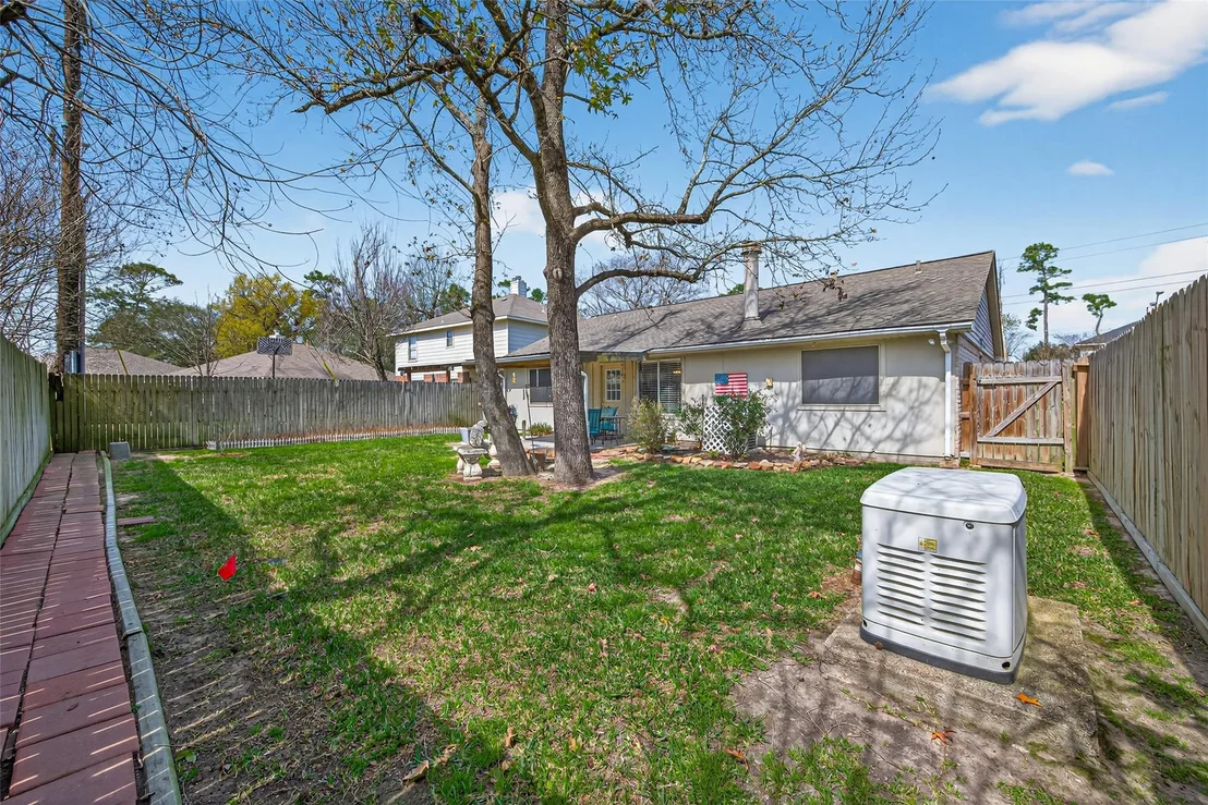 Photo of 3639 Nutwood Lane
