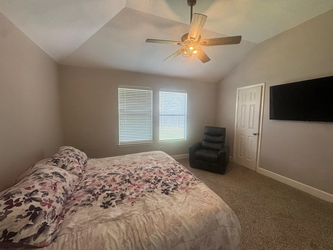 Photo of 6007 Shining Leaf Court