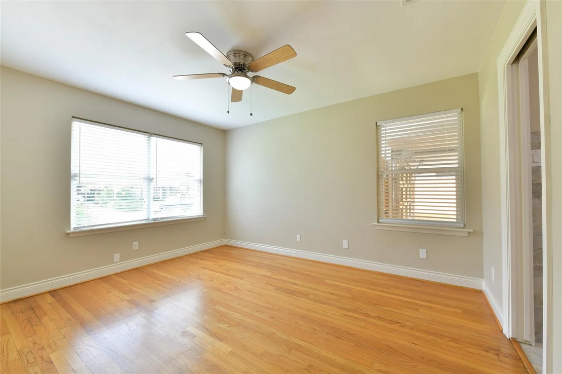 Photo of 4406 Benning Drive