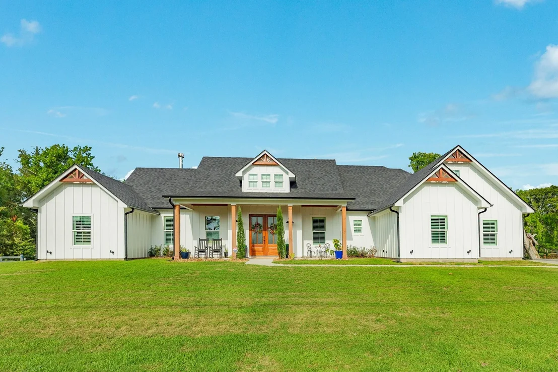 Photo of 206 Black Oak Dr