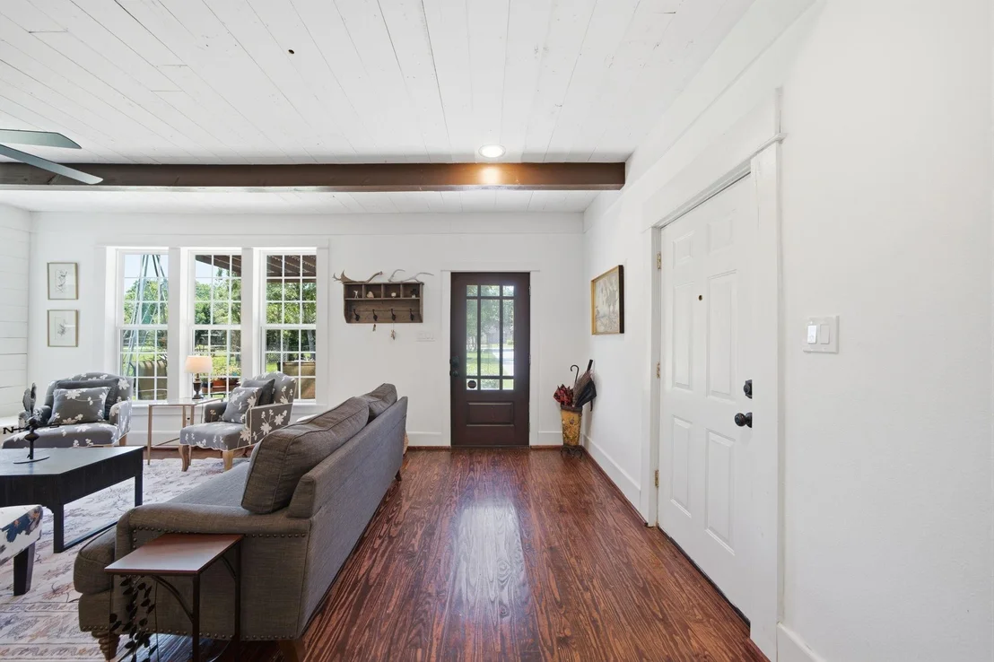 Photo of 5313 Palm Drive