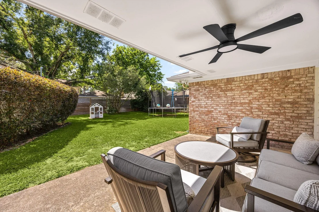 Photo of 823 Pinesap Drive