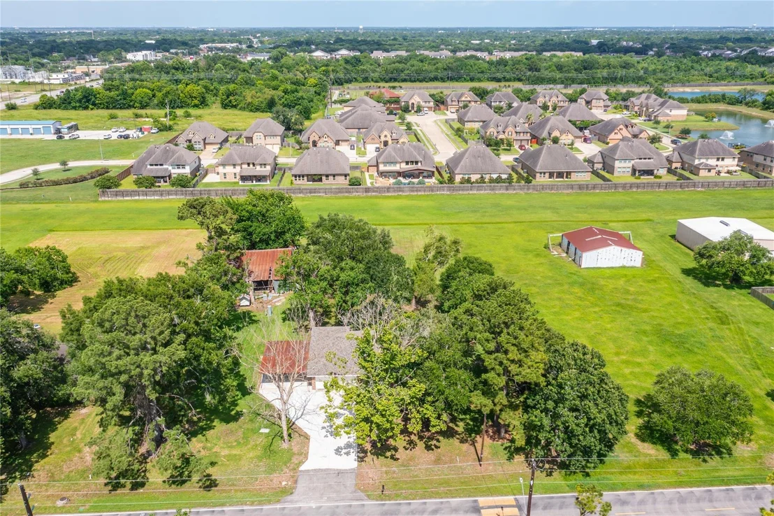Photo of 2751 Piper Road