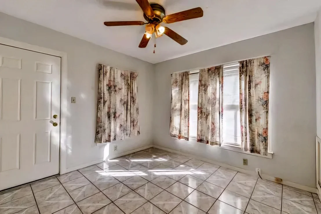 Photo of 212 Danna Lane