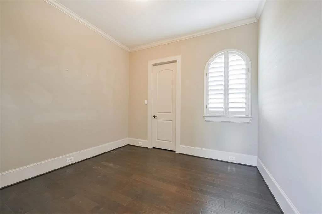 Photo of 317 Red Oak Drive