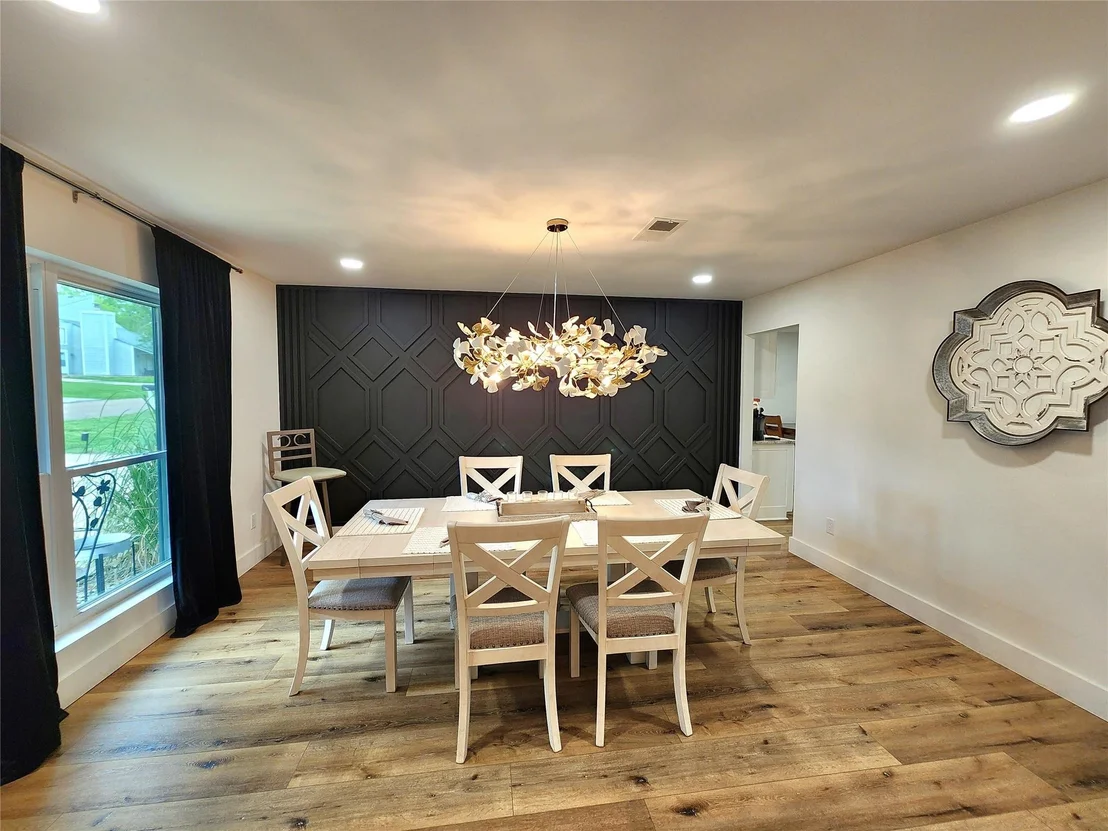 Photo of 292 Echo Lane