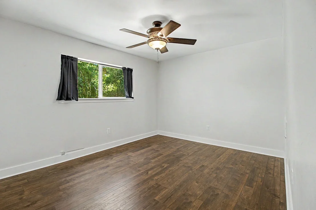 Photo of 17 Lakeview Drive