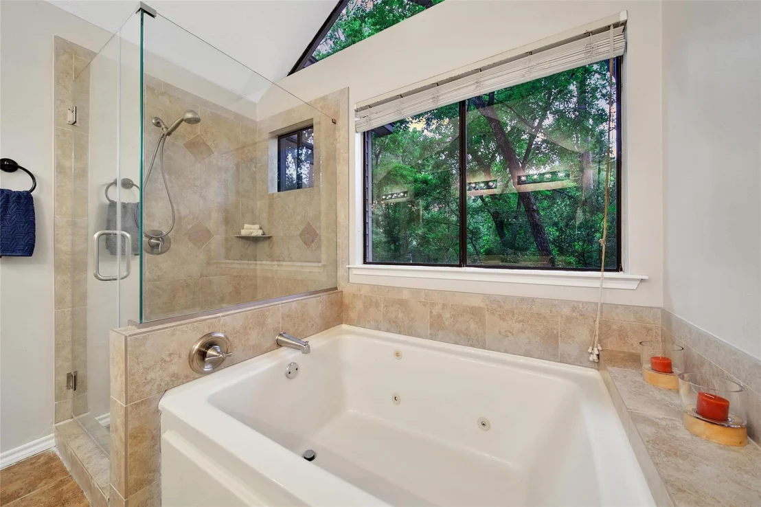 Photo of 34 W Trace Creek Drive