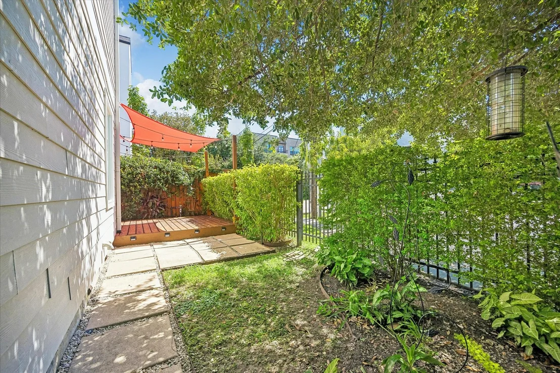 Photo of 548 Allston Street