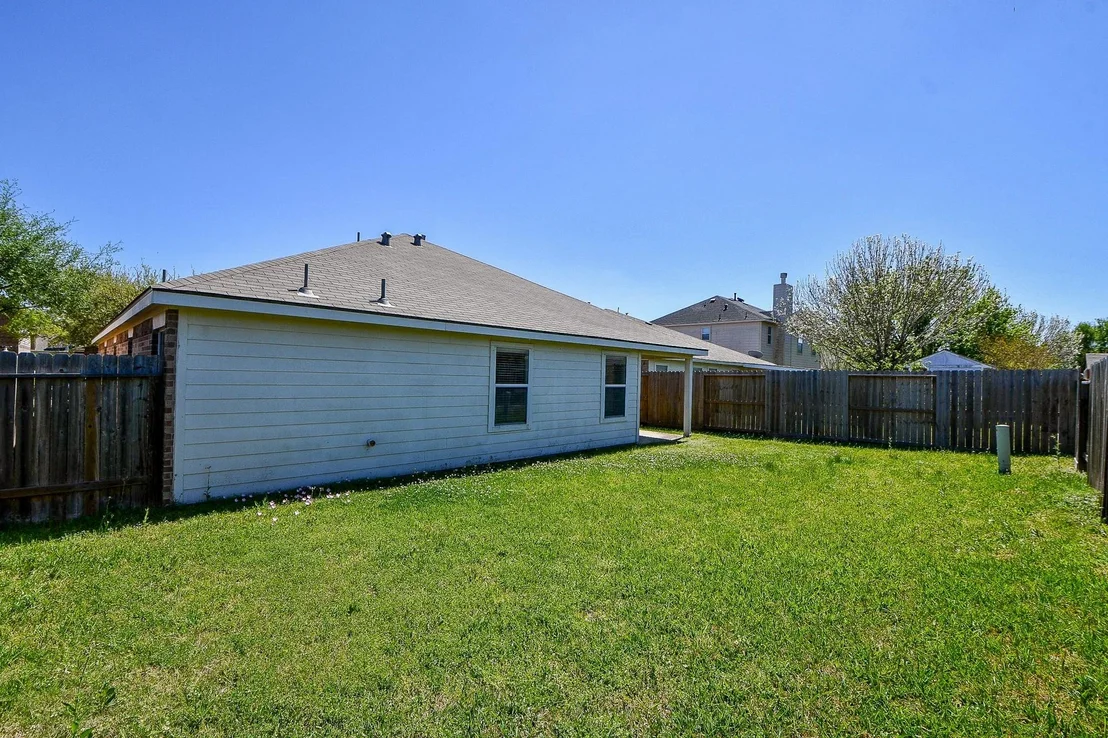 Photo of 24515 Colonial Birch Lane