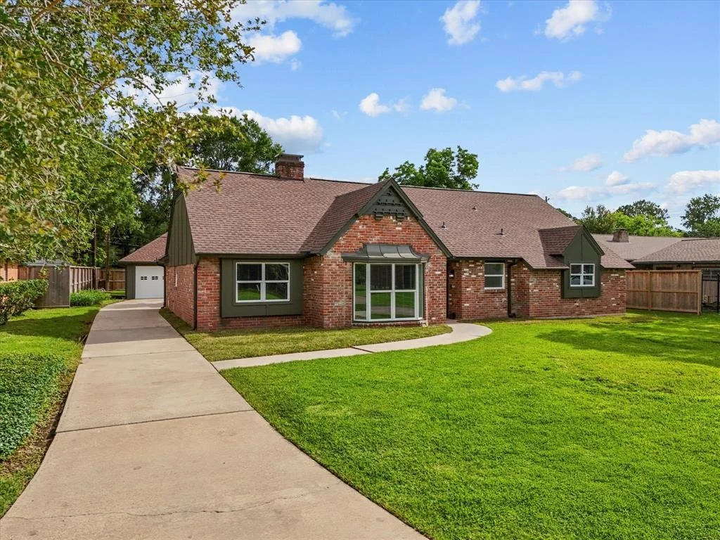 Photo of 110 Harborcrest Drive