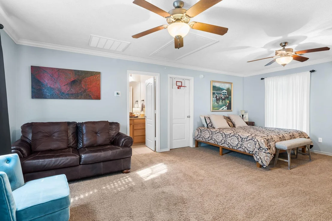 Photo of 6971 Breezy Point