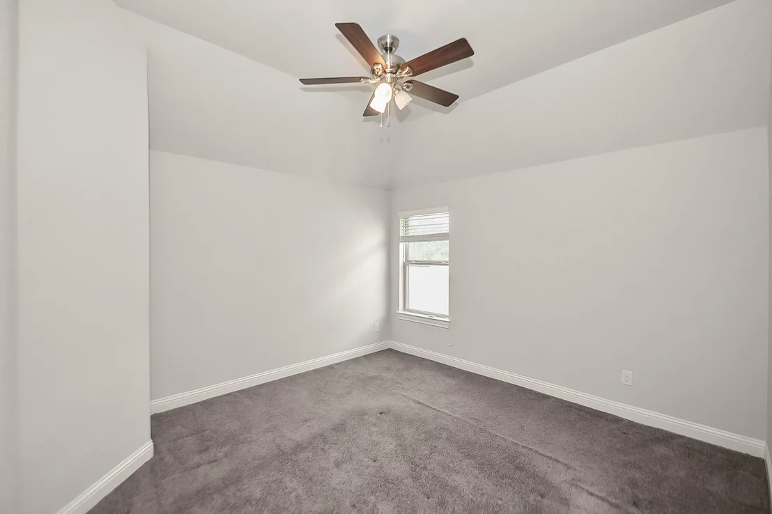 Photo of 35 N Wheatleigh Drive