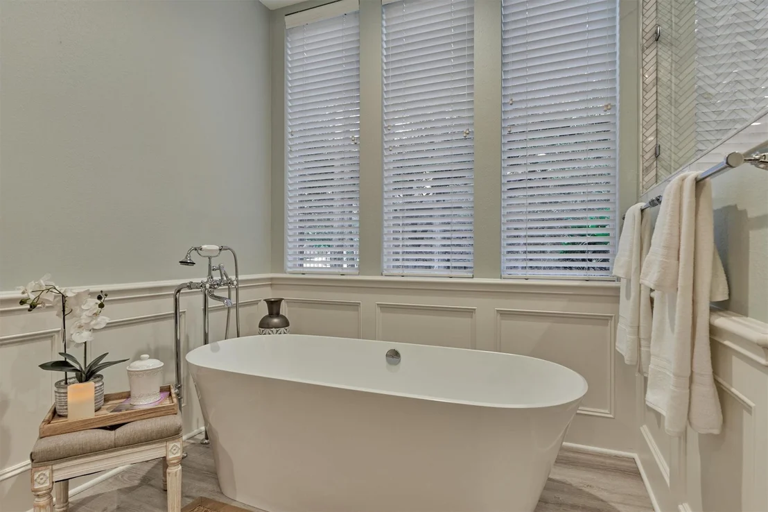 Photo of 3910 Waterbend Cove