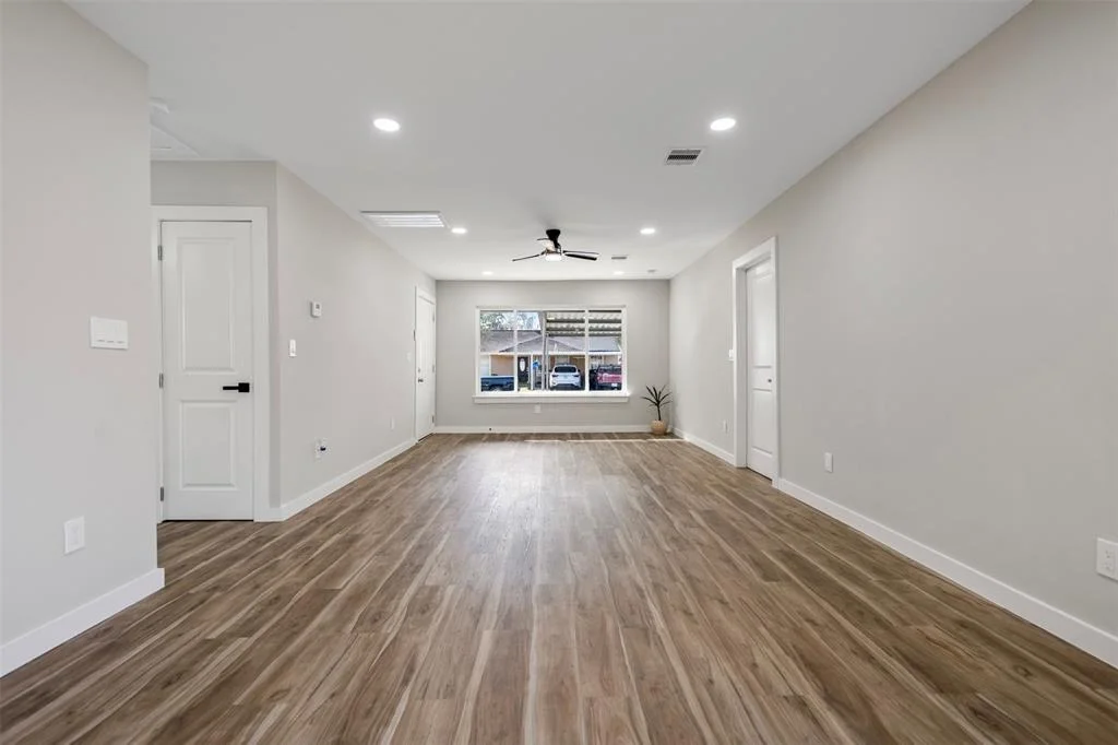 Photo of 1302 Comal Avenue