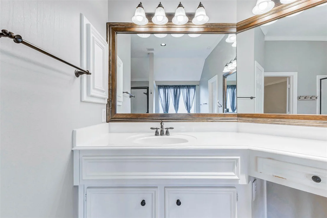 Photo of 4611 Camden Brook Lane