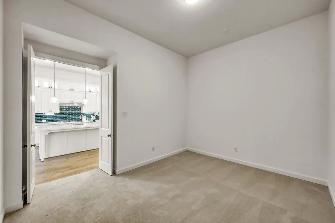 Photo of 111 Liatris Court