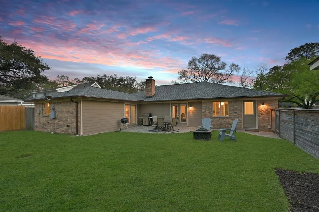 Photo of 5830 Valkeith Drive