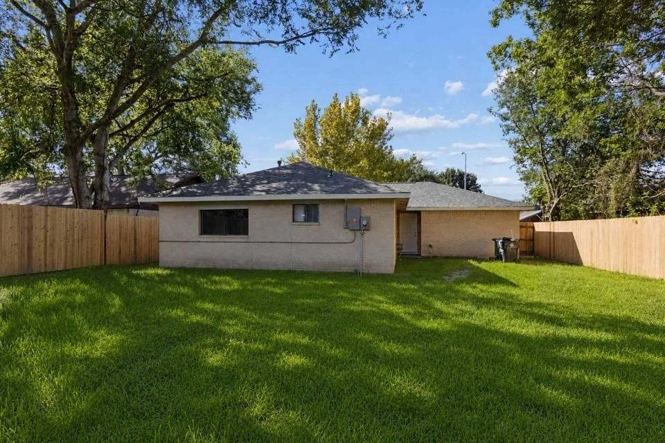 Photo of 7207 Pinehook Lane