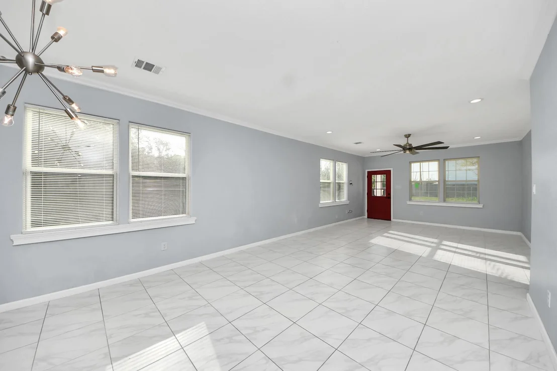 Photo of 7969 Rand Street