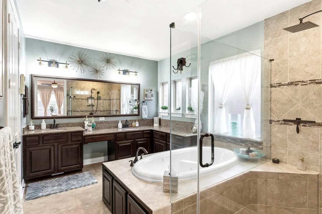 Photo of 902 Holly Chapple Drive