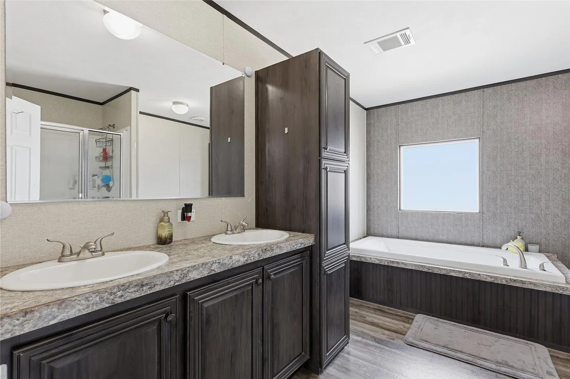Photo of 2358 Road 5838