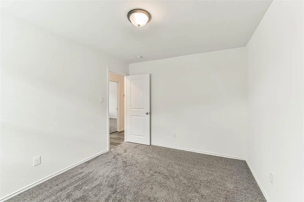 Photo of 867 Road 5102
