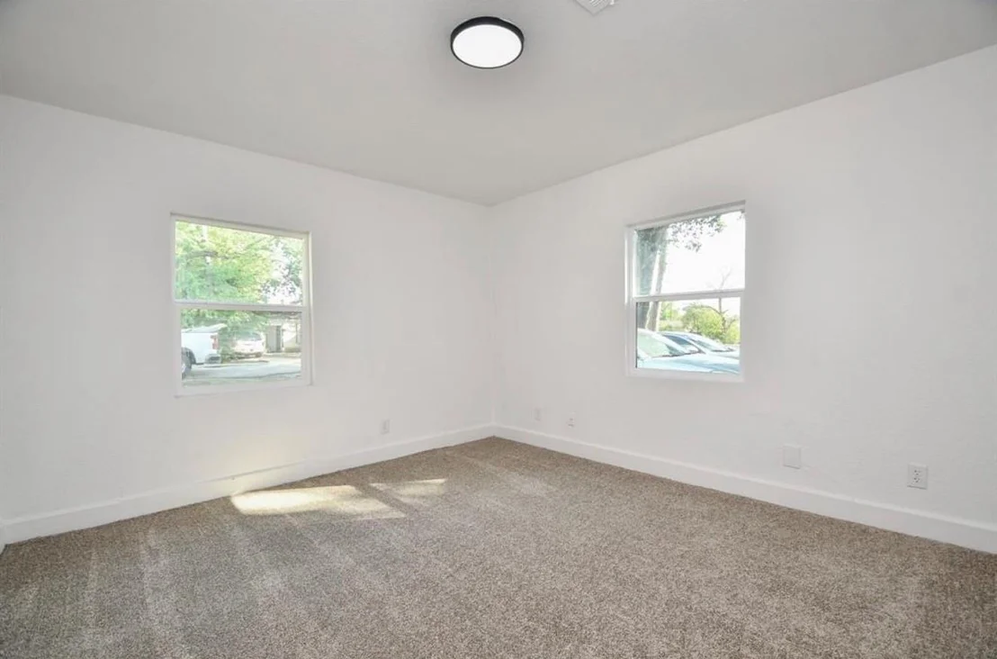 Photo of 6834 Saint Augustine Street
