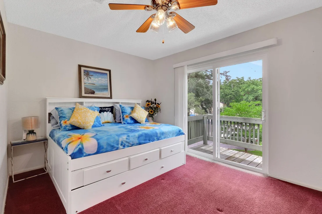 Photo of 142 Villa Way