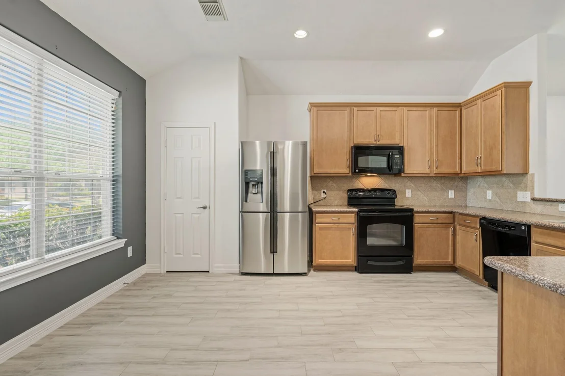 Photo of 7419 Avalon Trace