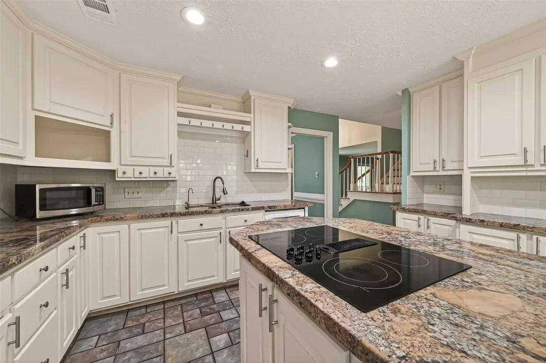 Photo of 302 Hickory Ridge Drive
