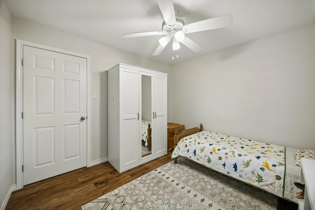 Photo of 1122 Sunny Drive