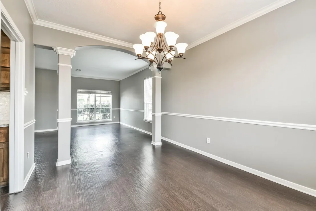 Photo of 6122 Spanish Oak Drive