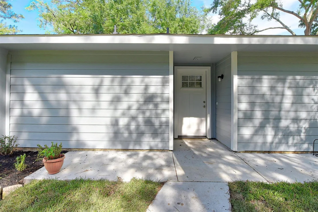Photo of 23118 Whispering Willow Drive