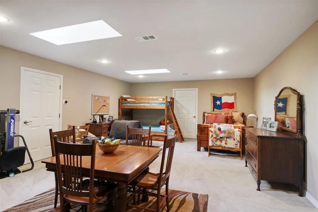 Photo of 21489 Stevenson Road