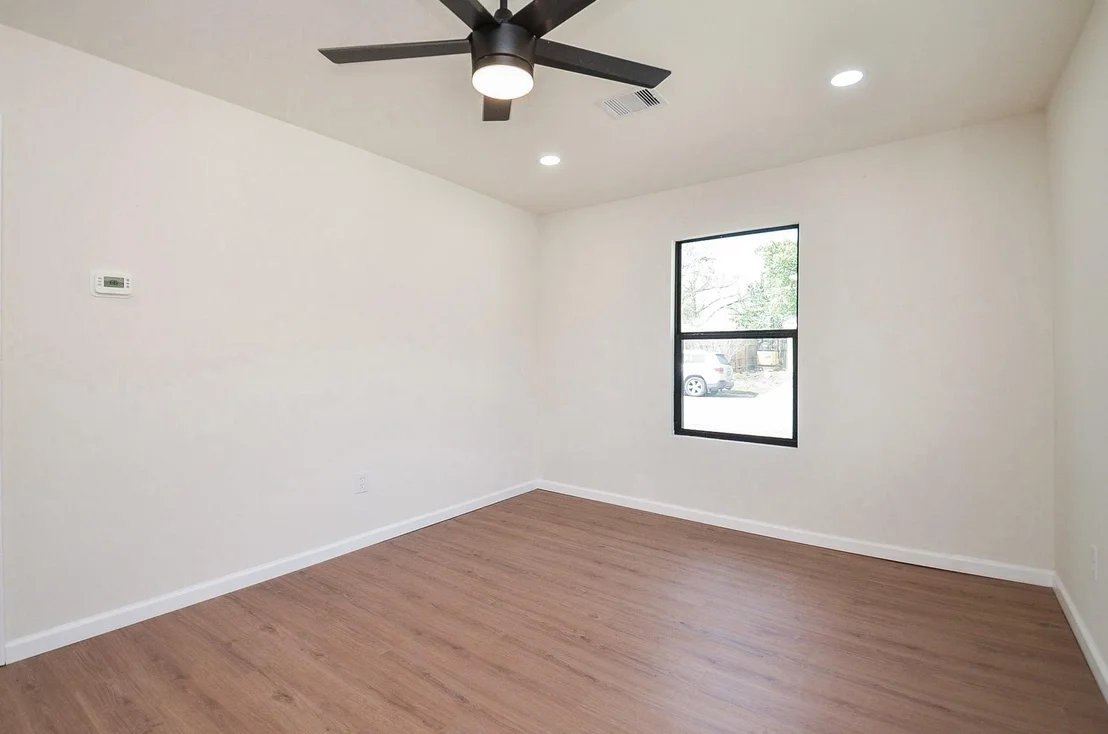 Photo of 1429 Heights Drive