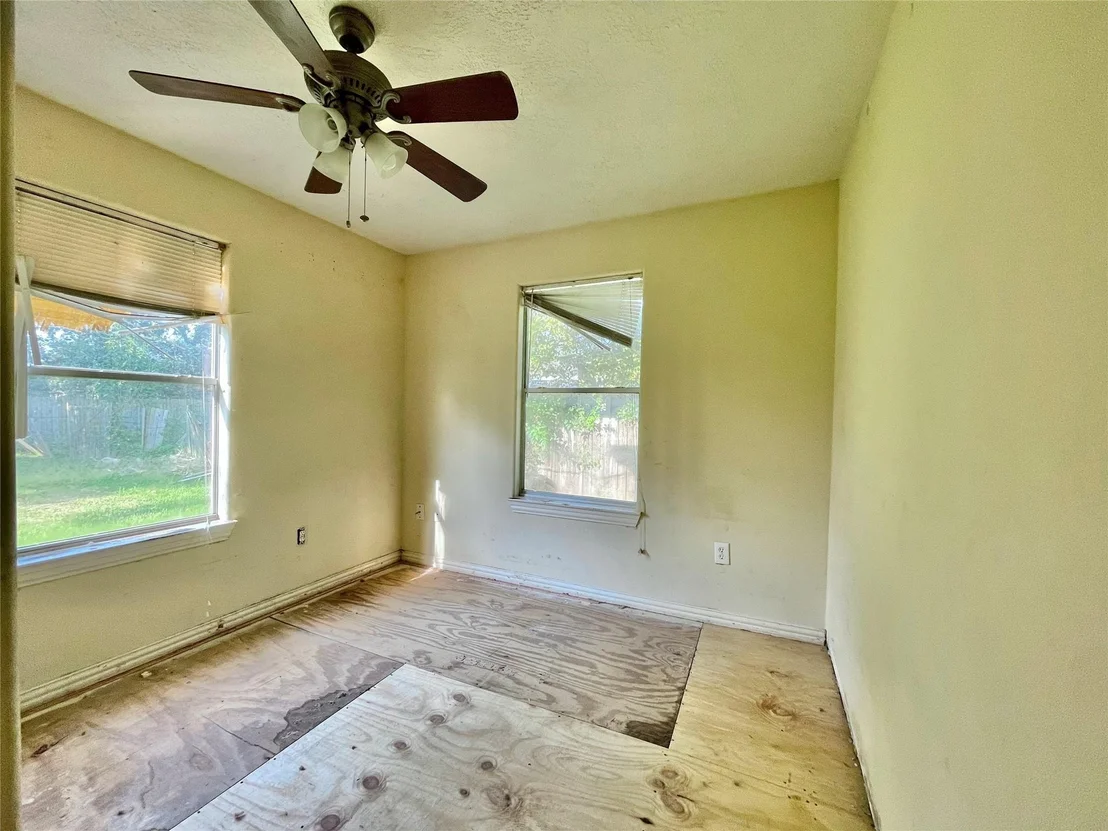 Photo of 10101 Bamboo Road