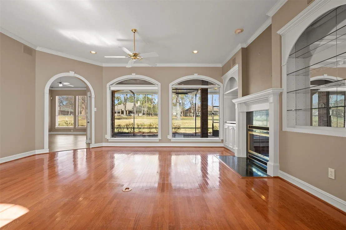 Photo of 299 Wedgewood Drive