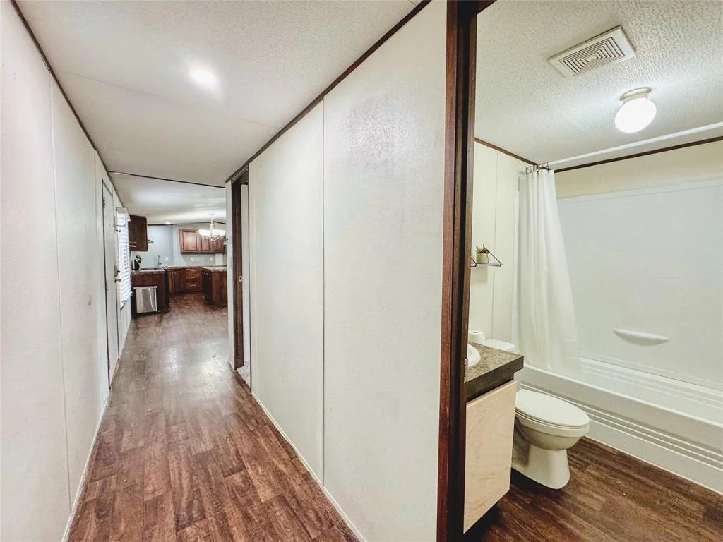 Photo of 15950 Live Oak Circle