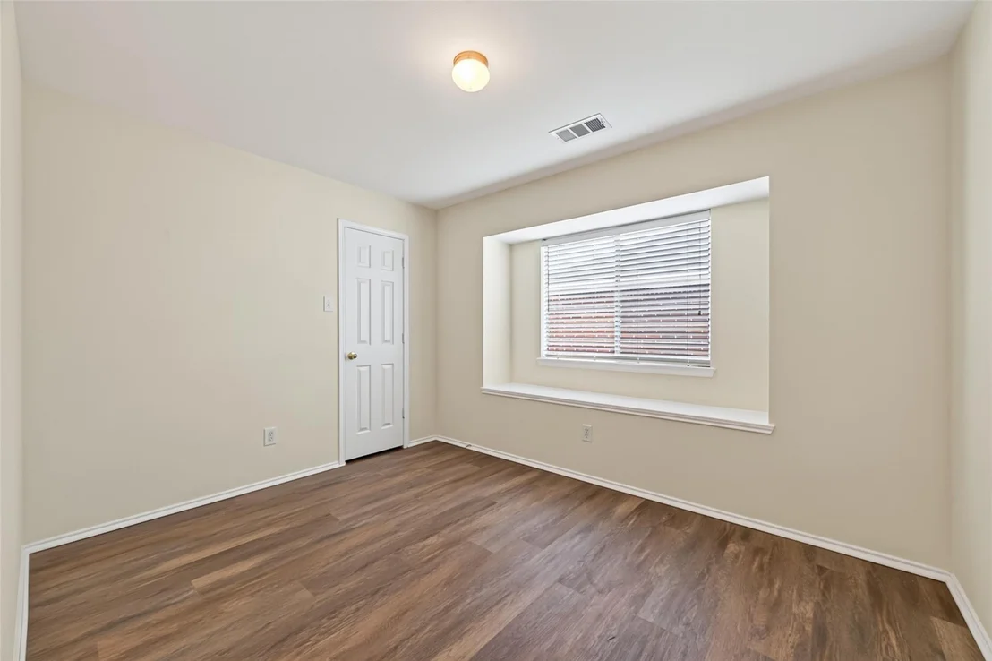 Photo of 2111 Laurel Arbor Drive
