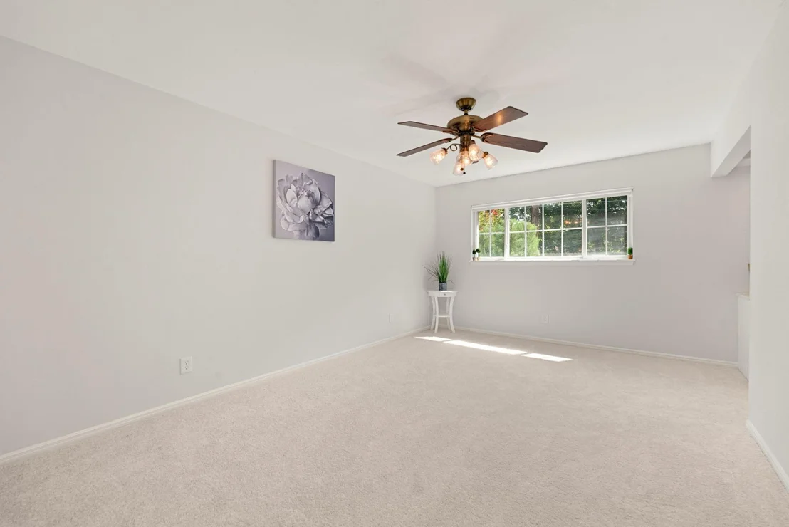 Photo of 17407 Loring Lane