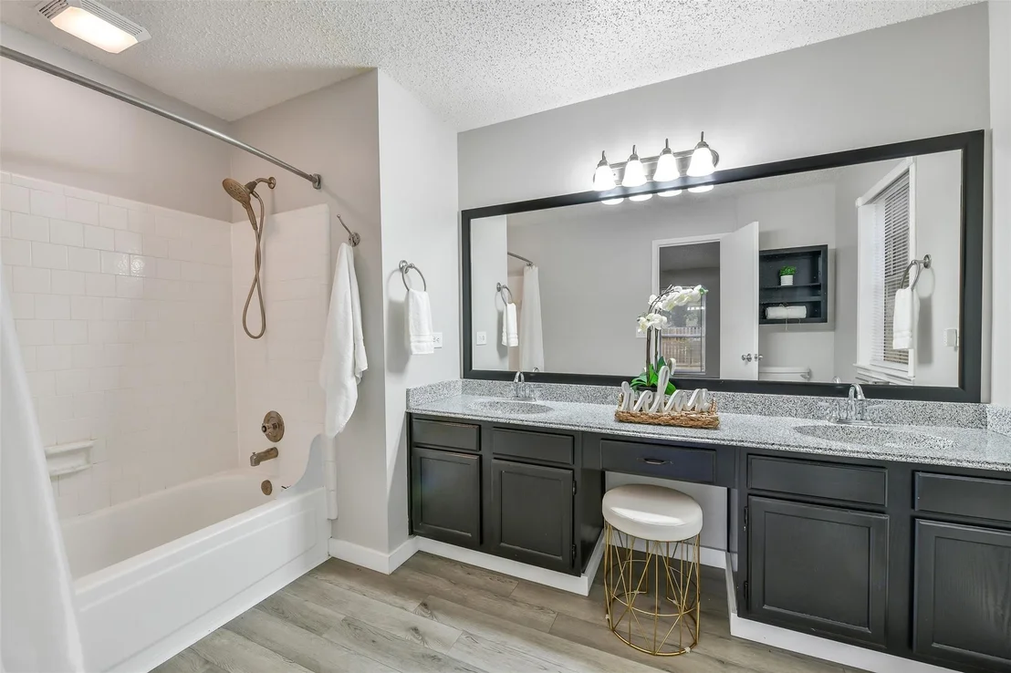 Photo of 2708 Glendale Drive
