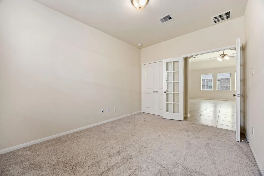 Photo of 523 Bonbrook Lane