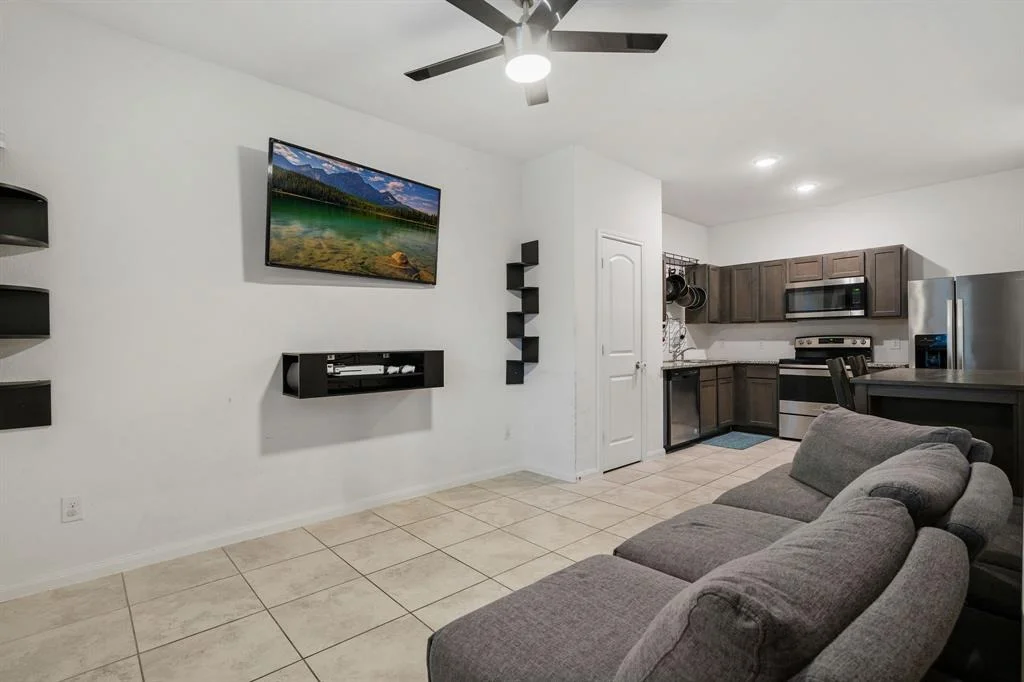 Photo of 16686 E Hammon