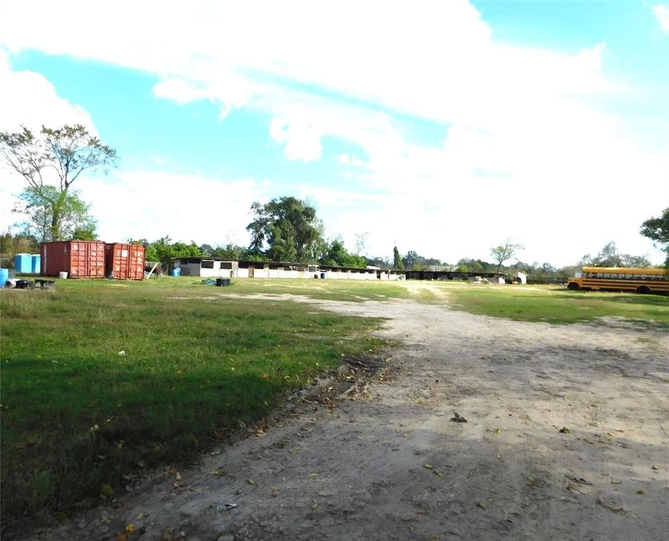 Photo of 9800 Hirsch Road