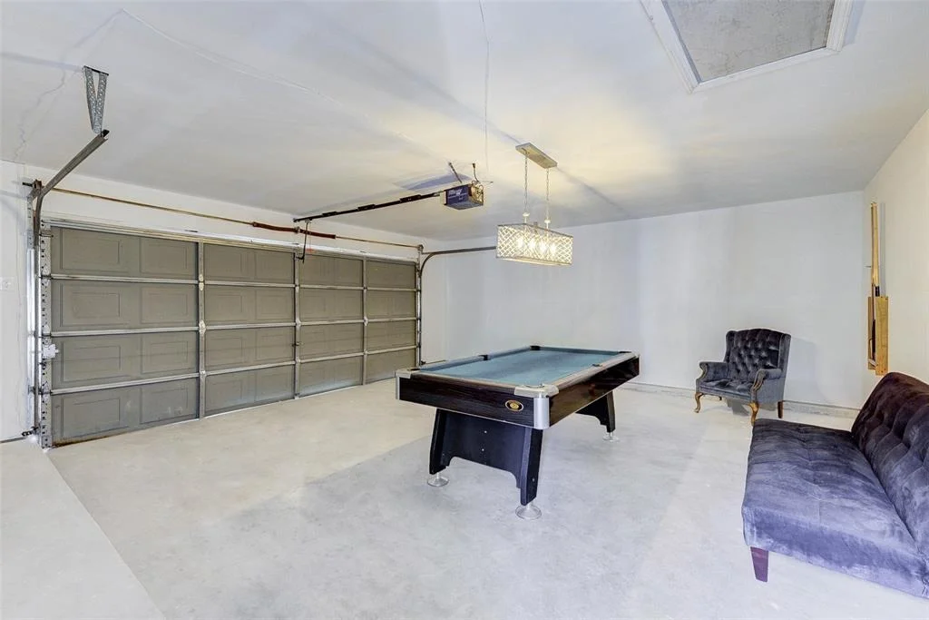 Photo of 2650 Lark Lane