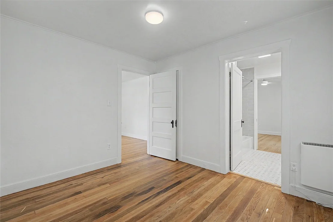 Photo of 304 Foster Street