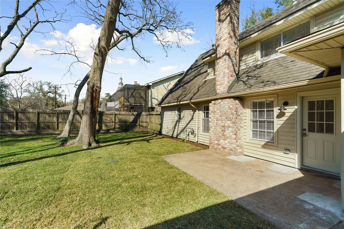 Photo of 5707 Ash Oak Drive