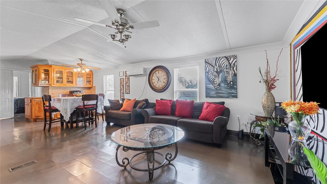 Photo of 22202 Maplewood Drive